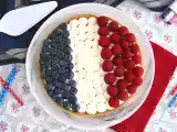 Ranskalainen sininen, valkoinen ja punainen torttu