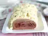 Resepti Valkosuklaa vadelma pannukakkutukki