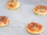 Resepti Minipizzat lehtitaikinasta