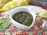 Resepti Chimichurri-kastike: täydellinen lisuke paistiin ja grillijuhliin.