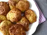Resepti Air fryer-kesäkurpitsapihvit jogurtti- ja fetakastikkeella