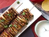 Resepti Lavash kebab tortillojen kanssa, kuuluisat helpot uunissa paistetut kebabit!