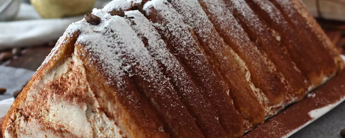 Tiramisun muotoinen tukki ilman muottia kahvin ystäville