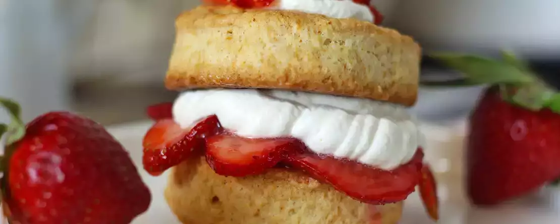 Strawberry shortcake, amerikkalainen mansikkakermakakku, joka ei koskaan petä...