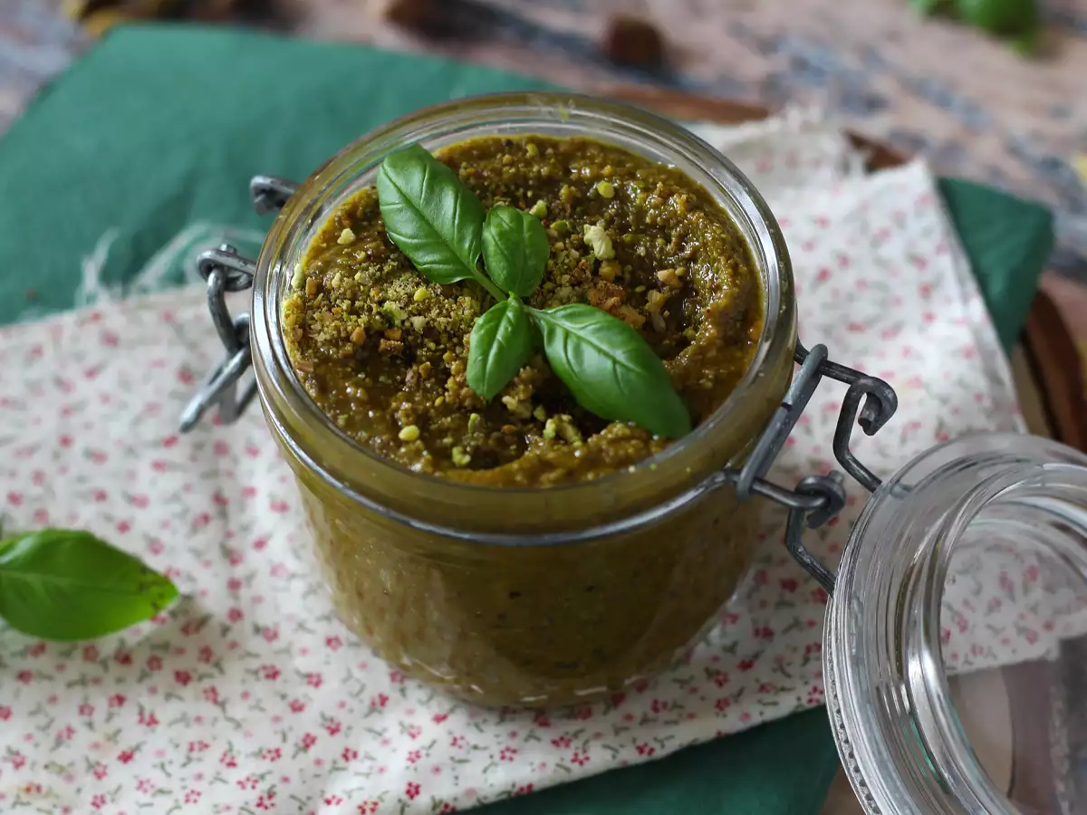 Resepti Pistaasipesto – helppo ja maukas kastike