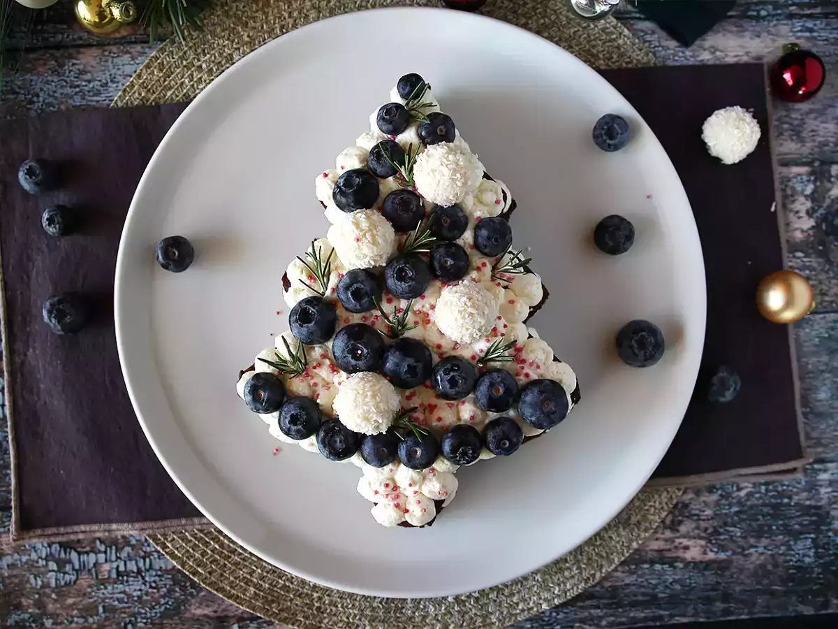 Resepti Joulukuusitorttu: ainoa resepti, joka voi korvata tukin!