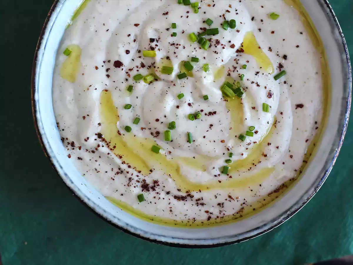 Resepti Valkoiset pavut ja kookosmaitohummus