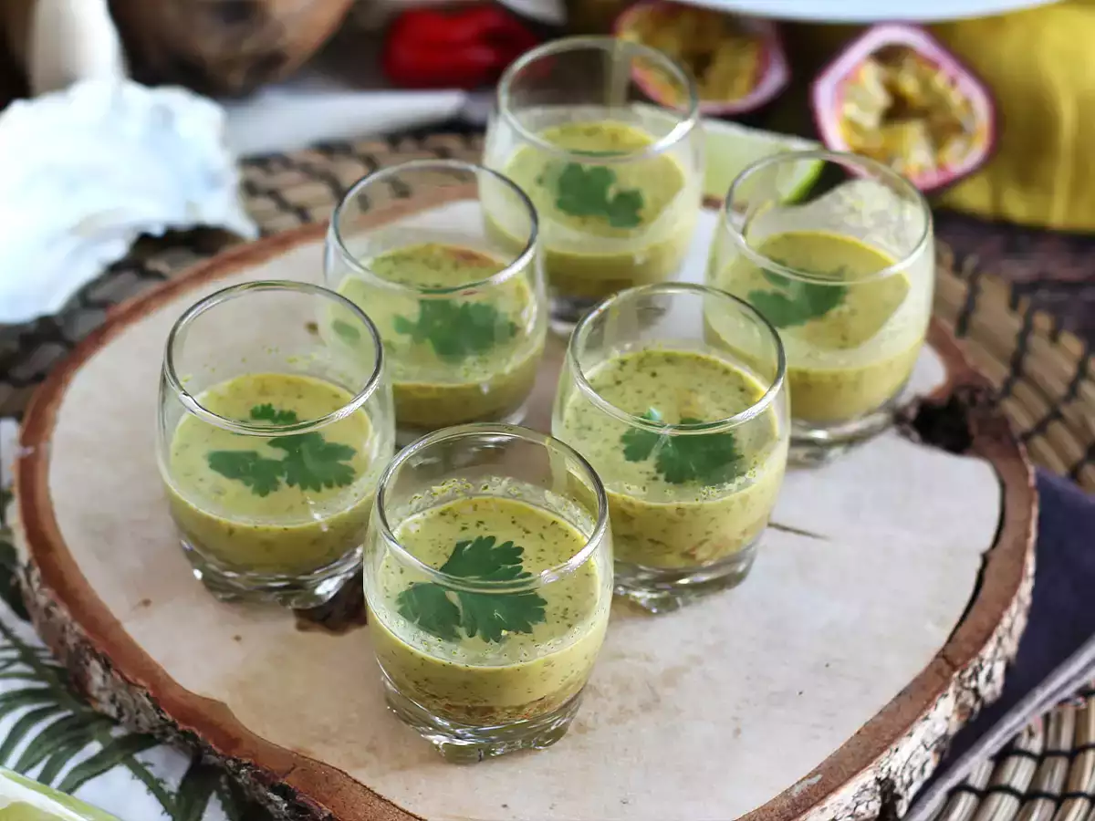 Resepti Osteri-ceviche: leche de tigre ja passionhedelmä