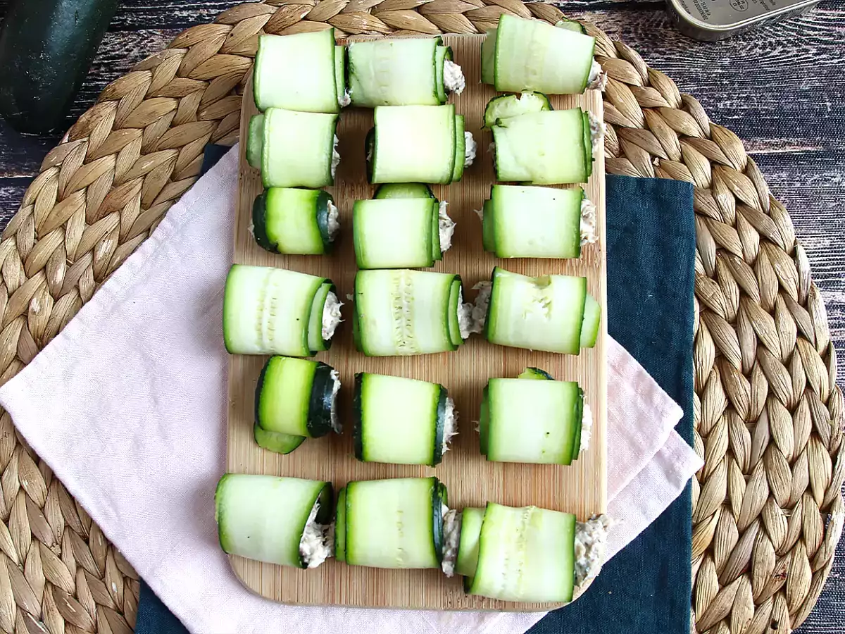 Resepti Kesäkurpitsa- ja sardiinirullat