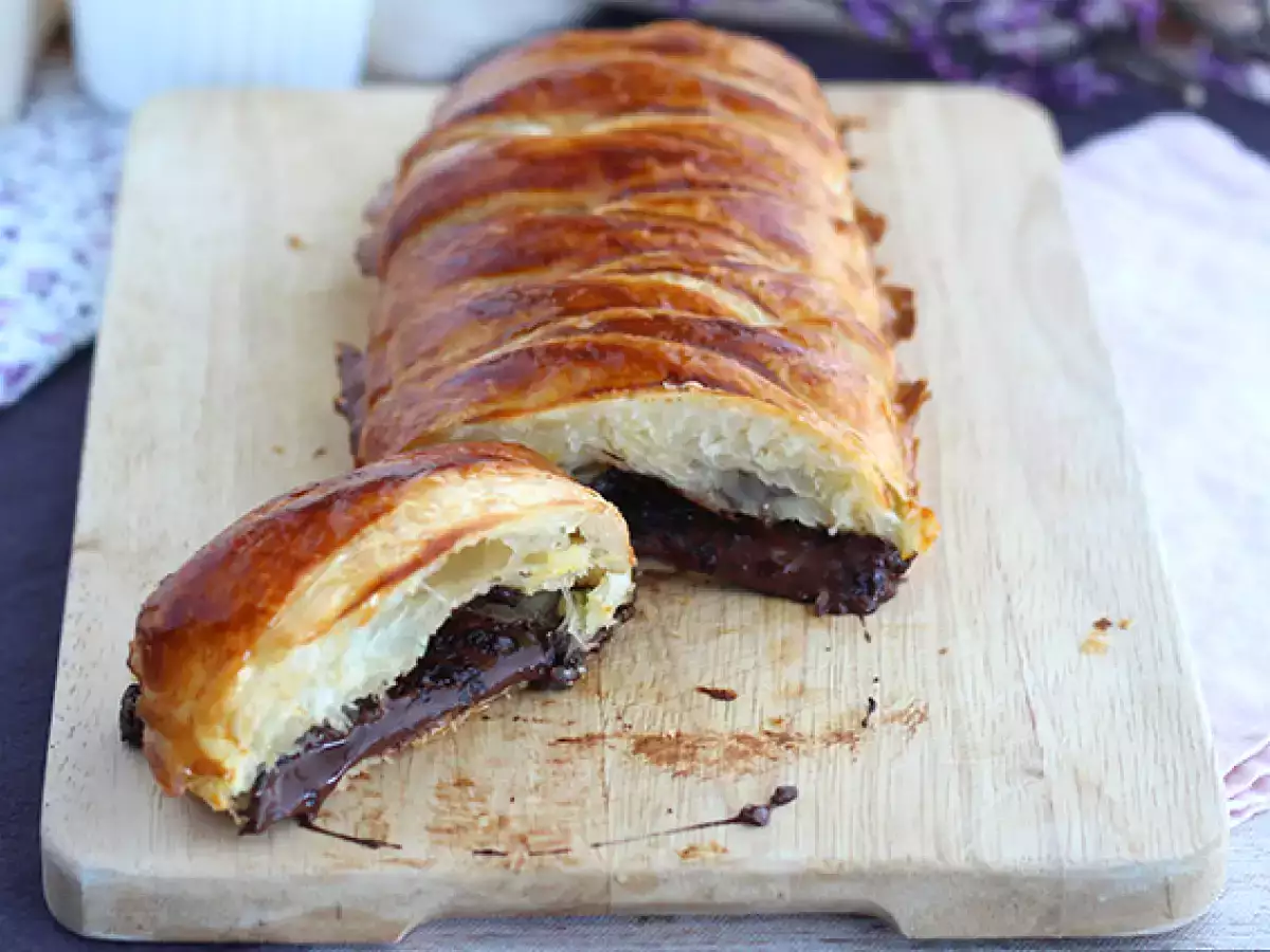 Resepti Suklaa-täytteinen lehtitaikina