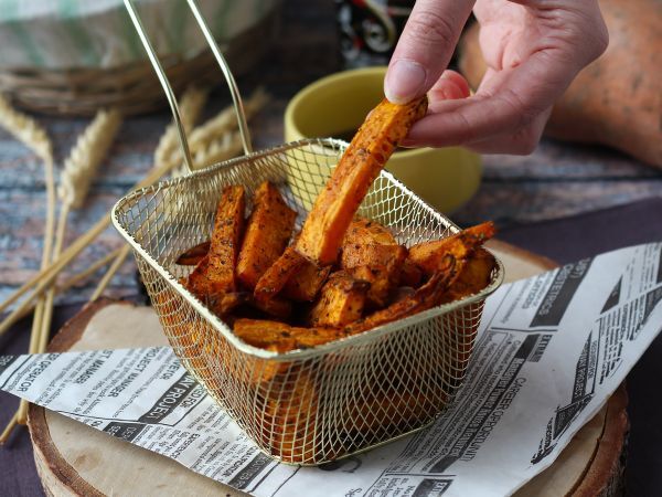 Resepti Bataattiranskalaiset air fryerissa, rapea ja suussasulava lopputulos!