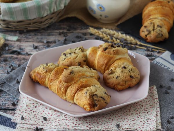 Resepti Erittäin herkullisia, superhelppoja crookies. täydellinen yhdistelmä croissantteja ja keksejä!