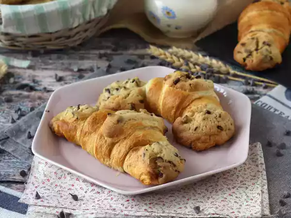 Resepti Erittäin herkullisia, superhelppoja crookies. täydellinen yhdistelmä croissantteja ja keksejä!