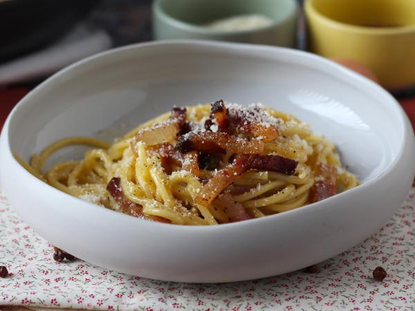Resepti Spaghetti alla carbonara, aito italialainen resepti!