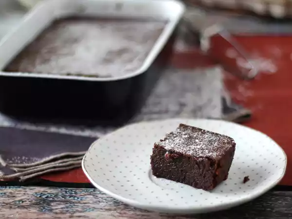 Resepti Extra fondant suklaa- ja kastanjakermakakku, jossa on vain 4 ainesosaa.