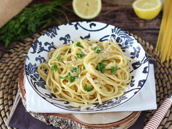 Resepti Pasta sitruunalla - pasta al limone (tuleva suosikkisi!)