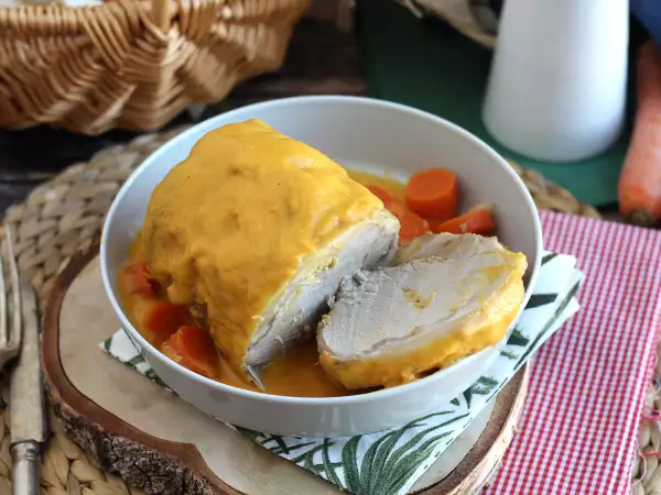 Resepti Porsaan ulkofilee oluen ja porkkanakastikkeen kanssa nopeassa keittimessä