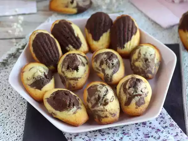 Resepti Pakko kokeilla marmoroituja madeleineja!