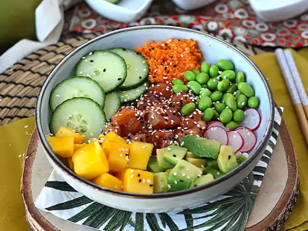 Resepti Poké-kulho lohen kanssa