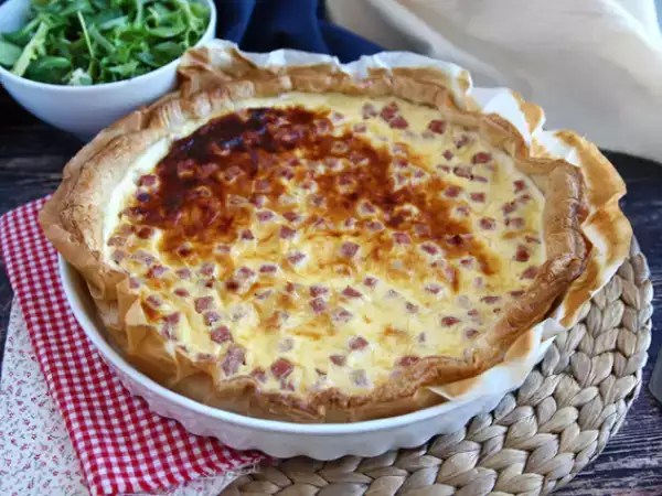 Resepti Vähärasvainen quiche kinkulla, juustolla ja jogurtilla!