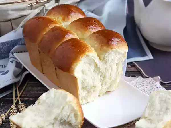 Resepti Erittäin pehmeä ja kuohkea brioche
