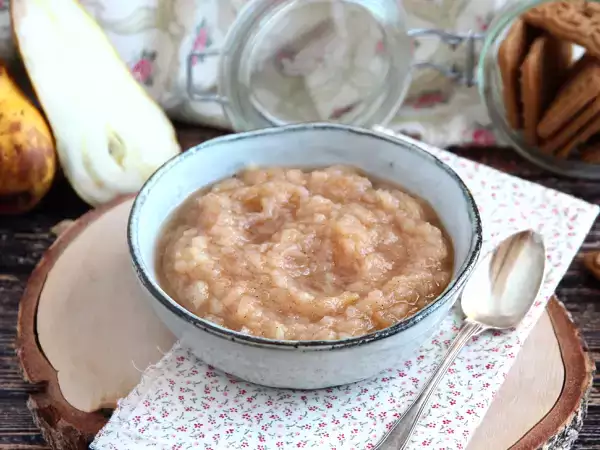 Resepti Päärynä- ja kanelikompotti (ilman lisättyä sokeria)