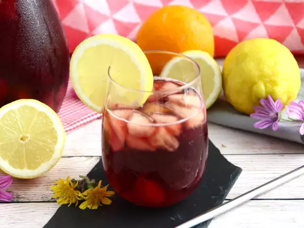 Resepti Alkoholiton sangria