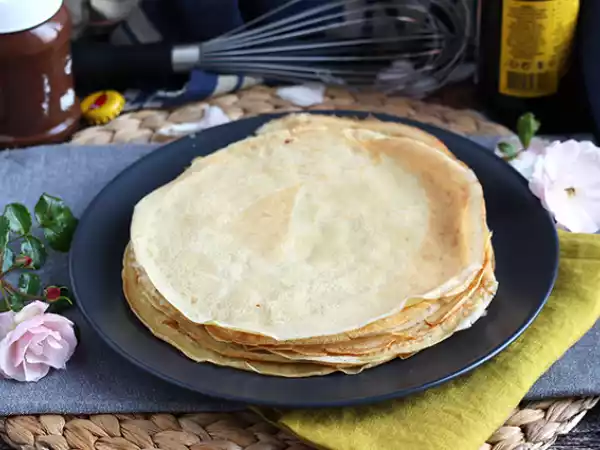 Resepti Oluen kanssa pannukakkutaikina