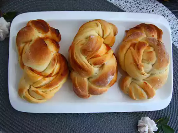 Resepti Aprikoosipullat