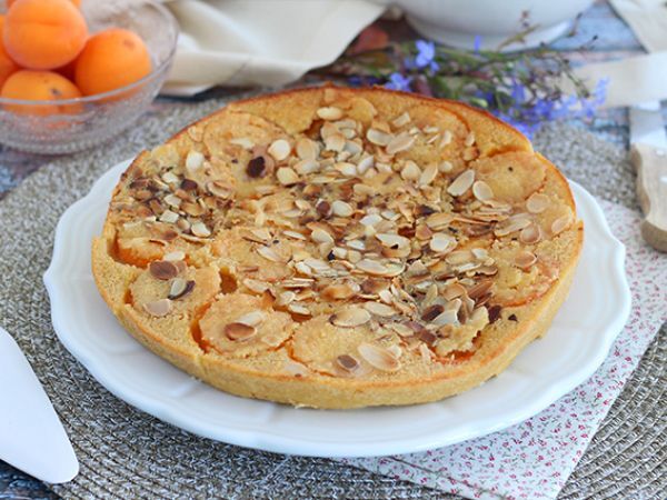 Resepti Aprikoosin clafoutis