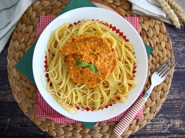Resepti Punainen pesto-kastike