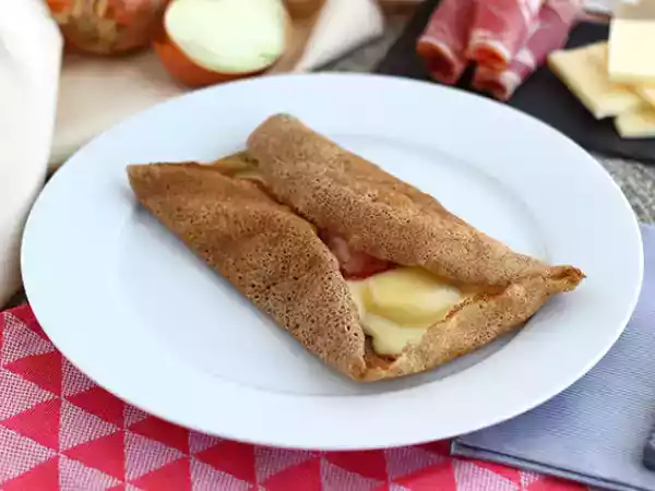 Resepti Tattaripannukakku raclette-juuston kanssa