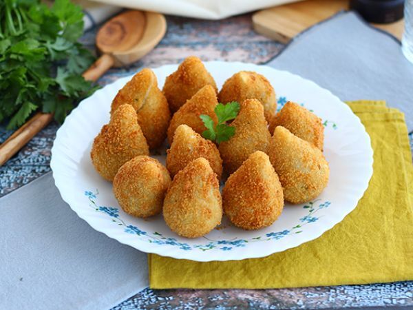Resepti Coxinhas (brasilialaiset kanakroketit)