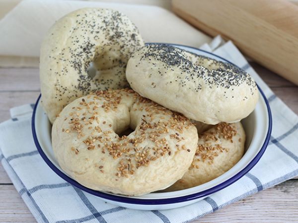 Resepti Kotitekoiset bageleita