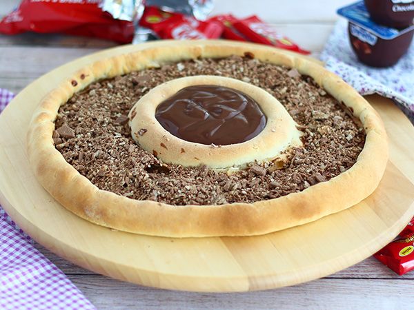 Resepti Pizza kit kat ja suklaa danette jogurtti
