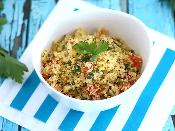 Resepti Erittäin helppo itämainen tabbouleh