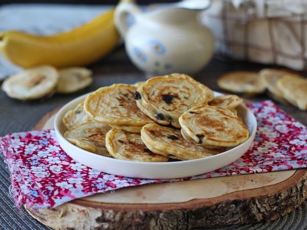 Resepti Sokerittomat banaanipannukakut täydellisiä aamiaiseksi!