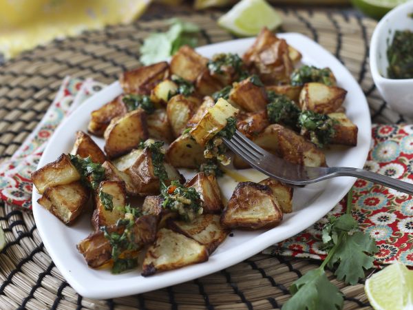 Resepti Paistetut perunat chimichurrin kera