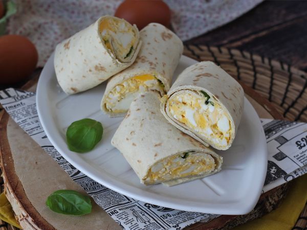 Resepti Pehmeä ja superproteiinipitoinen muna-feta-wrap