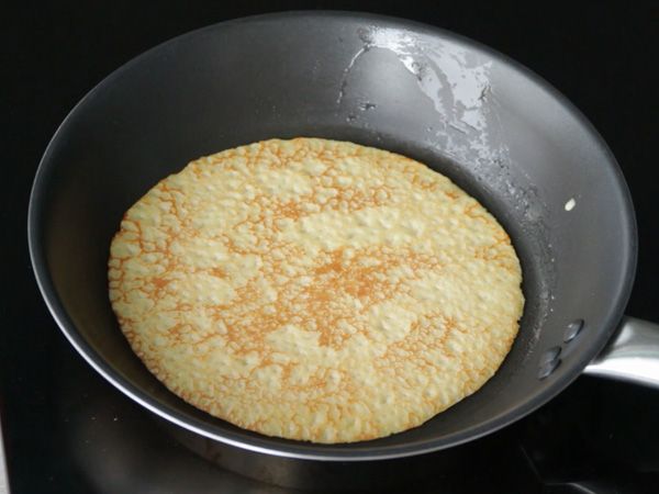 Kevyitä, gluteenittomia ja maidottomia pannukakkuja - Valmistelu askel 4