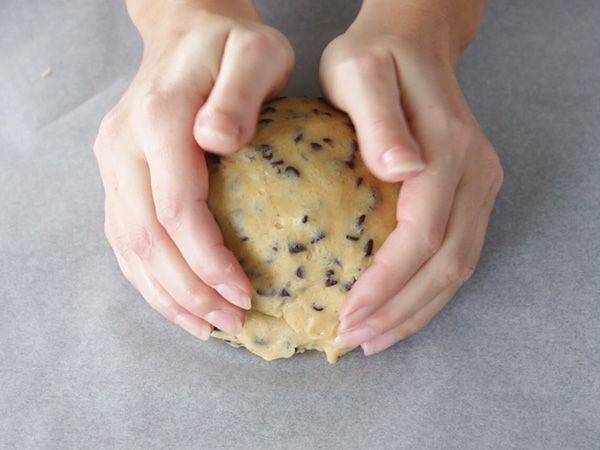 Jättikeksikakku vaahtokarkkien kanssa - Valmistelu askel 8
