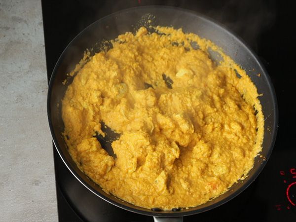 Kana-curry kookosmaidon kanssa - Valmistelu askel 7