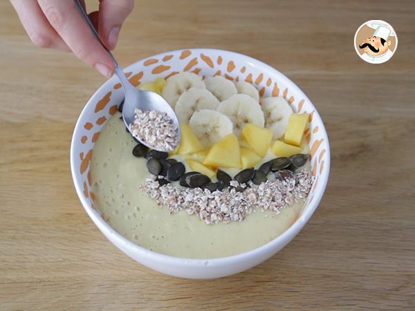 Mango- ja banaanismoothiebowl - Valmistelu askel 3