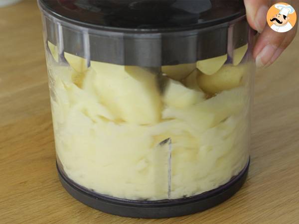 Pekoni-, Comté- ja perunavohvelit - Valmistelu askel 2