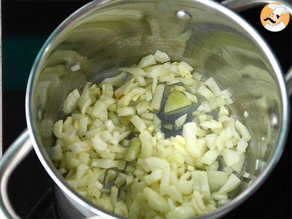 Yksinkertainen kaalikeitto - Valmistelu askel 1
