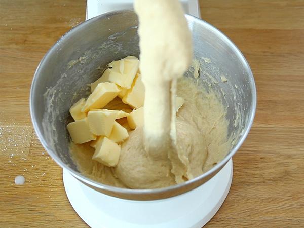 Alsacelainen Kougelhopf - Kouglof - Valmistelu askel 2