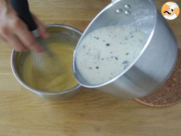 Helppo ja nopea vadelmatorttu - Valmistelu askel 2
