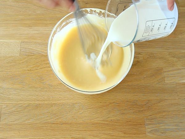 Kirsikkainen clafoutis, ultra sulava klassikko - Valmistelu askel 2