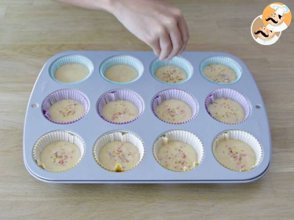 Cupcake-pohjakakku - Valmistelu askel 4