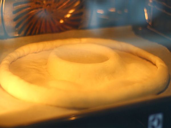 Pizza Kit Kat ja Suklaa Danette Jogurtti - Valmistelu askel 3